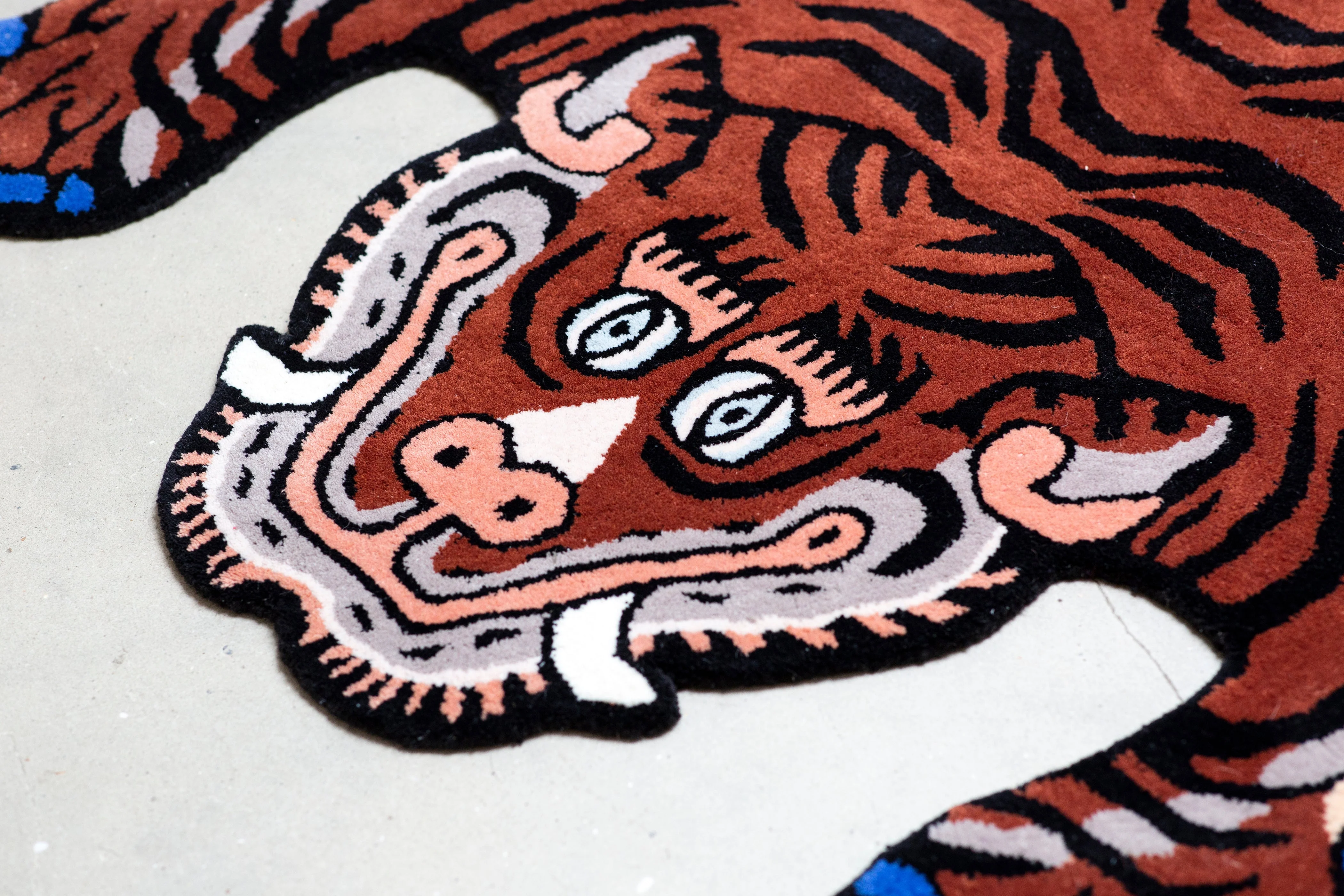 Thumbnail 4
